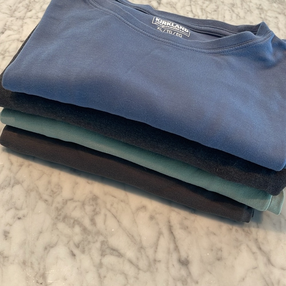 Kirkland Signature Men's Assorted Color T-Shirts by Uniqlo Ms XL QTY 4